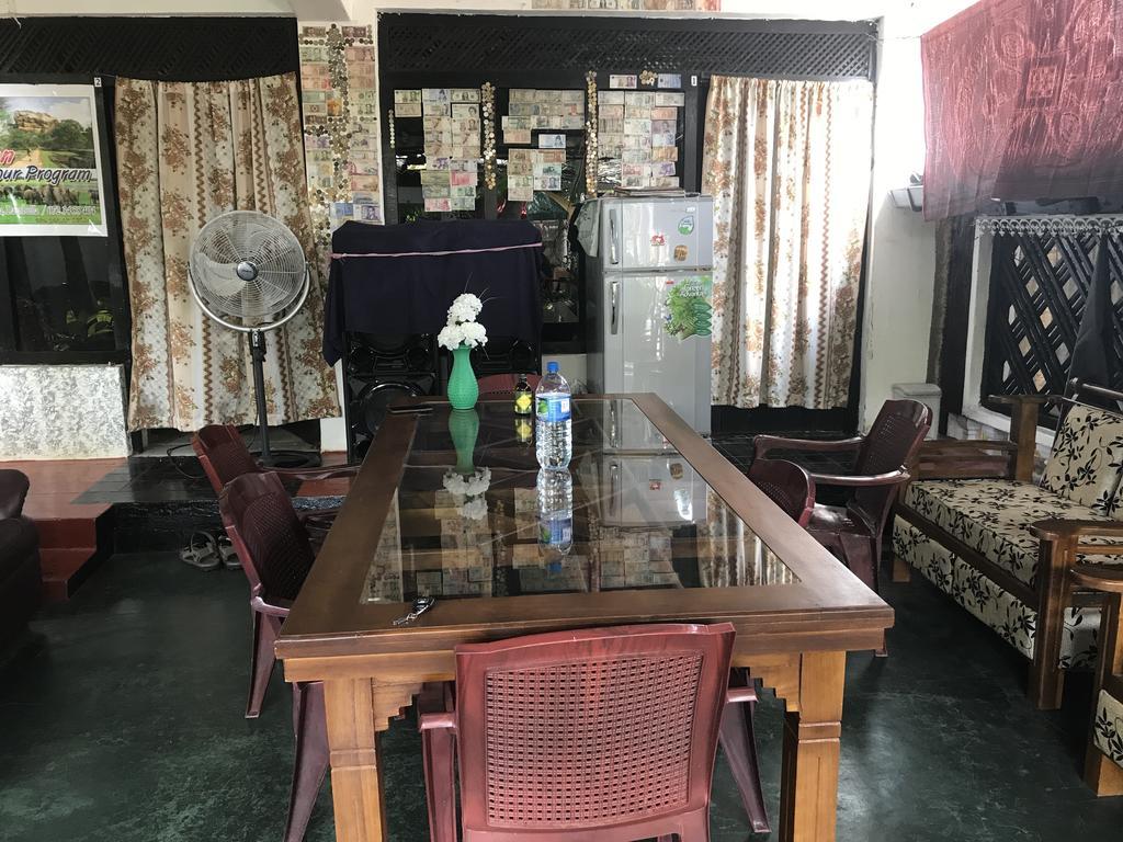 Robert Inn Dambulla Exterior foto